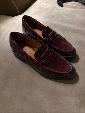 Mi Amore Women's Burgundy Slip-On Penny Loafers